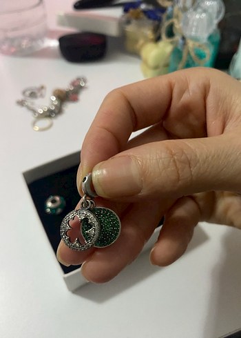 Boncuklu Çok Renkli Kadın Charms - Görsel 8