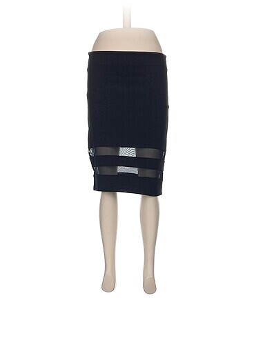H&M Kısa Elbise %70 İndirimli.