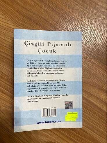  Çizgili Pijamalı Çocuk