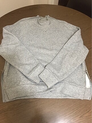 H&M S-M beden için uygundur
