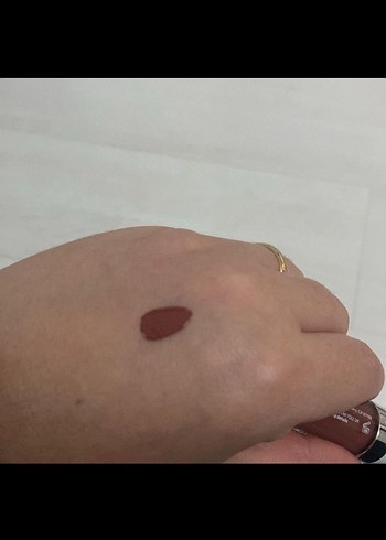 Wet n wild Wet n Wild Mega Glitter Sıvı Ruj