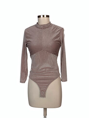Bershka Bluz %70 İndirimli.