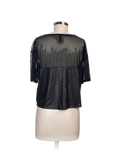 m Beden H&M Bluz %70 İndirimli.