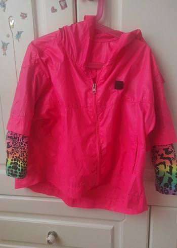Kız Çocuk Neon Pembe Kapüşonlu Yağmurluk