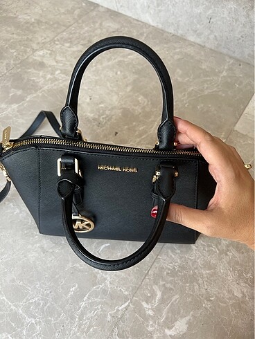  Beden Michael Kors Chiara bag