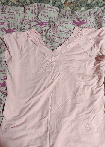 Pembe V Yaka Bluz - Görsel 3