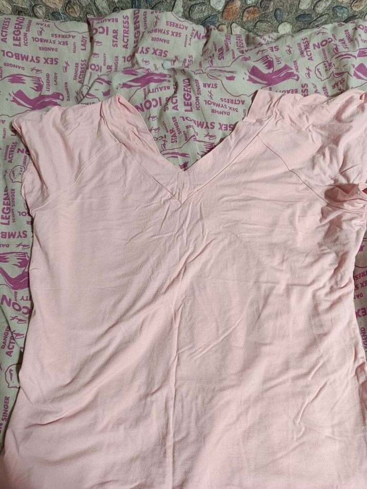 Pembe V Yaka Bluz - Görsel 3