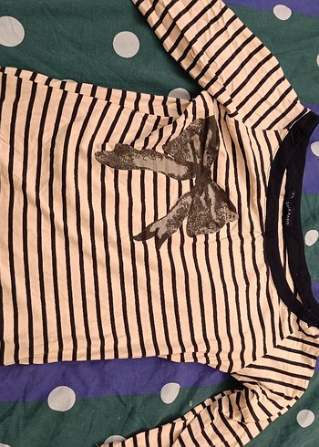 Fiyonklu Çizgili Tişört - Görsel 3