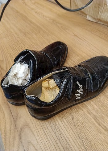 Parlak Siyah Erkek Çocuk Özel Ayakkabı - Görsel 5