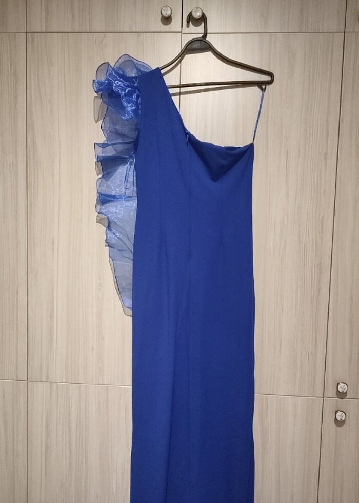 Saks mavisi tek omuz yırtmaçlı abiye  - Görsel 4