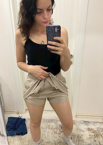 Bej Mini Etek, Salaş Kesim, Saten Kumaş - Görsel 2