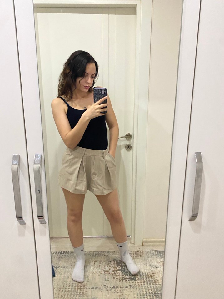 Bej Mini Etek, Salaş Kesim, Saten Kumaş - Görsel 4