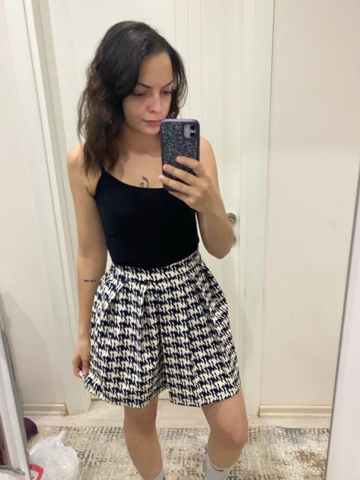 Siyah Rahat Kesim Mini Etek - Görsel 4