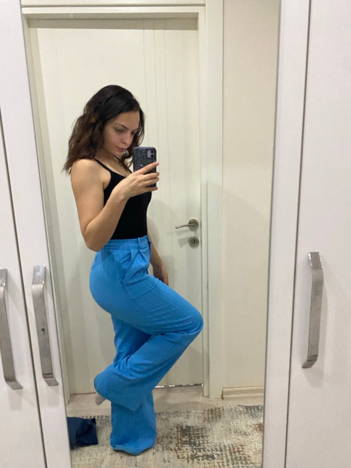 Kadın Mavi Rahat Kesim Midi Kot Pantolon - Görsel 2