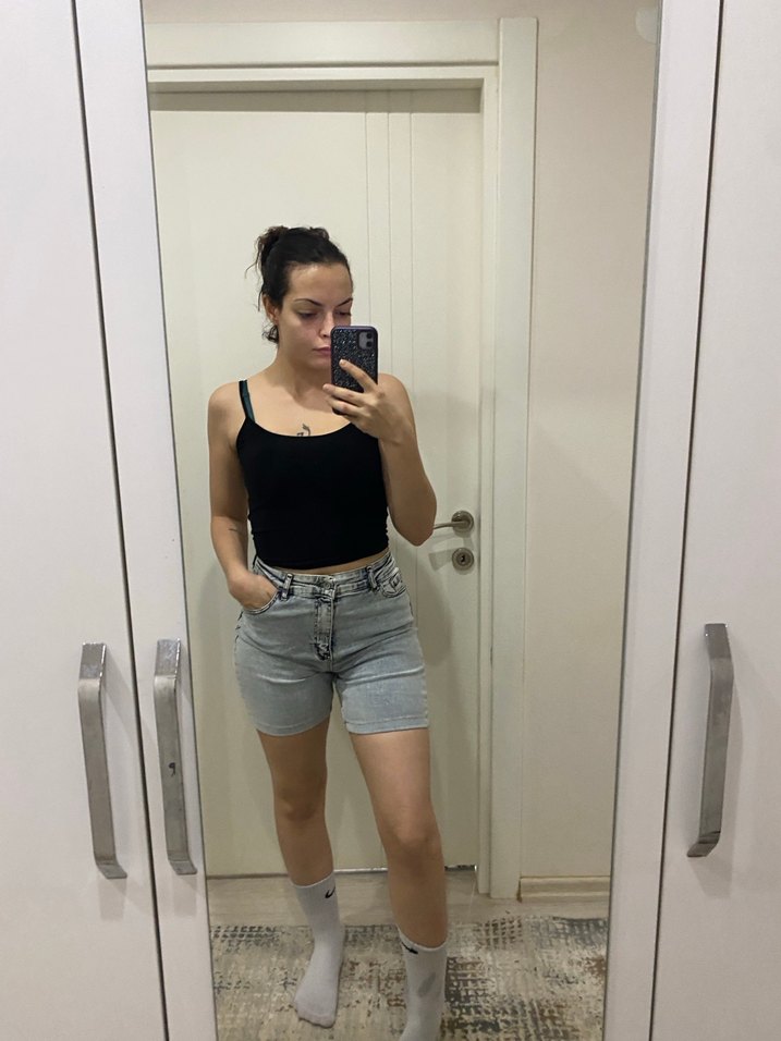 Siyah Kadın Mini Denim Şort - Görsel 2