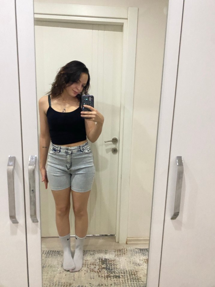 Siyah Kadın Mini Denim Şort - Görsel 3