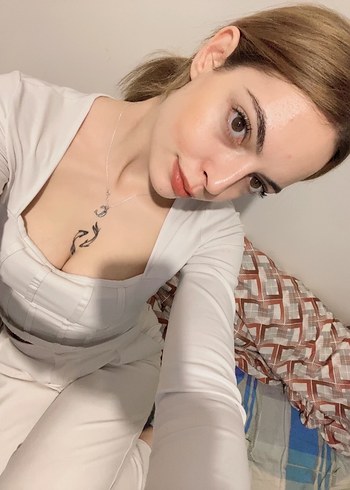 Beyaz üst - Görsel 2