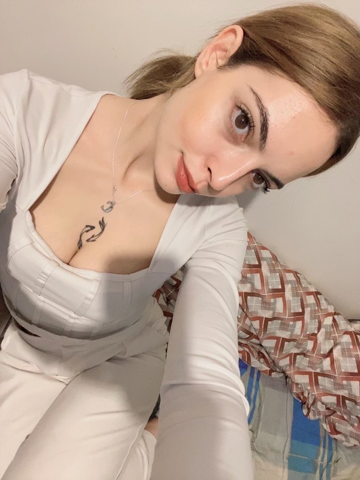 Beyaz üst - Görsel 2