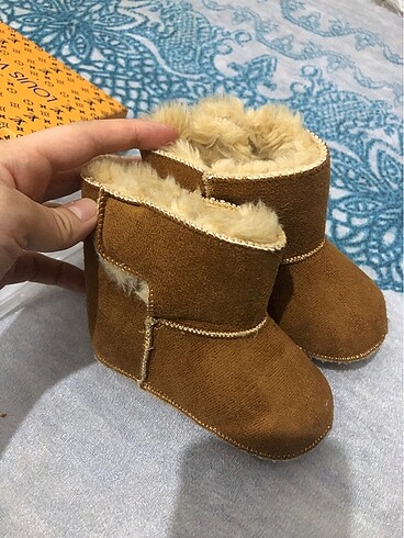 Ugg Kız bebek