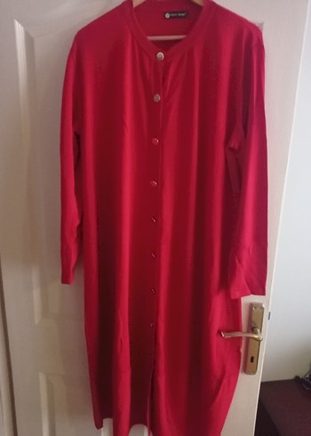 Uzun Kollu Düğmeli Kırmızı Kadın Tunik - Görsel 2