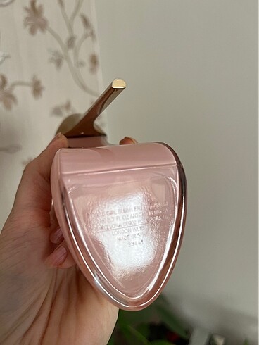  Beden Renk Good girl blush 80 ml edp