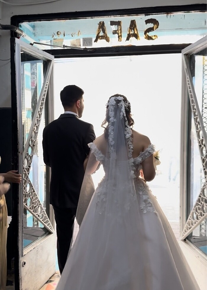 Üç boyutlu çiçek gelinlik - Görsel 2