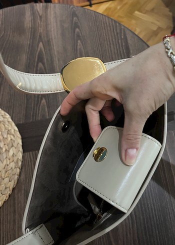 Gold tokalı zara kol çantası - Görsel 4