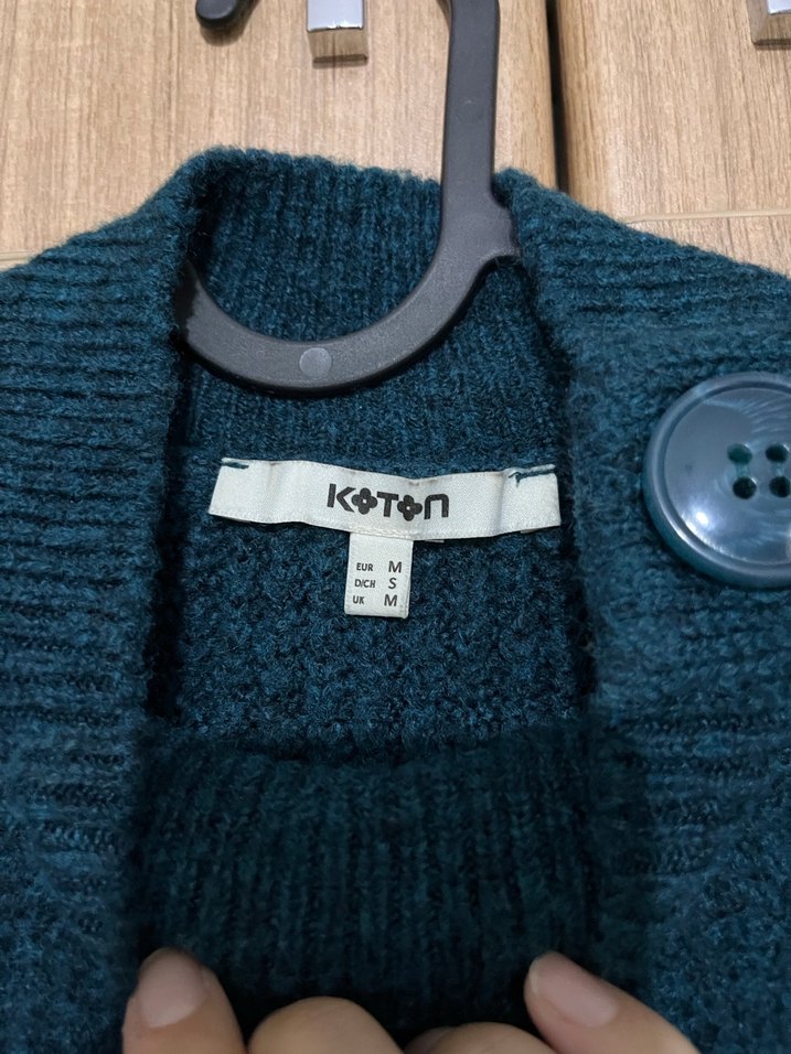 Koton Balıkçı Yaka Düğmeli Rahat Kesim Triko - Görsel 5