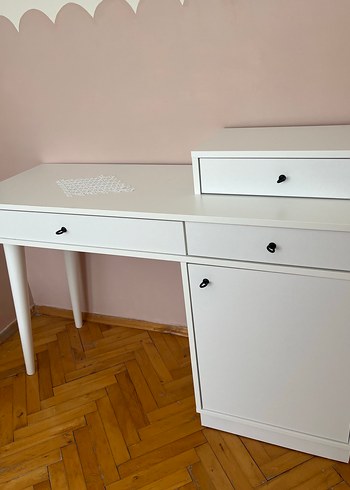 Diğer Beyaz Çok Bölmeli Modern Çalışma Masası