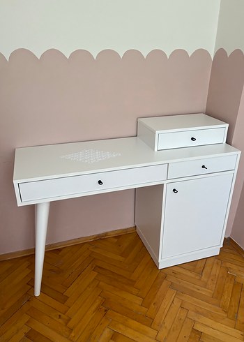 Beden Beyaz Çok Bölmeli Modern Çalışma Masası