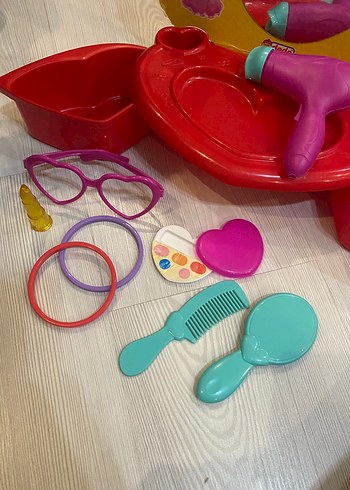 Renkli Oyuncak Makyaj ve Saç Seti - Görsel 2