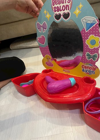 Renkli Oyuncak Makyaj ve Saç Seti - Görsel 3
