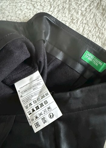Benetton suni deri etek 6 yas - Görsel 4