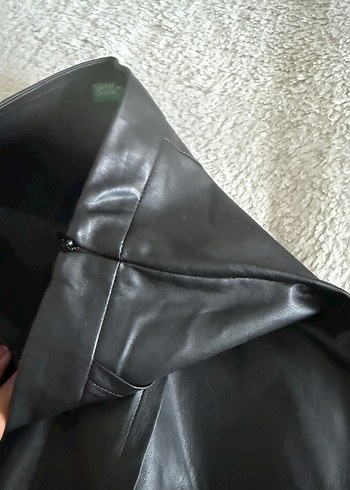 Benetton suni deri etek 6 yas - Görsel 3