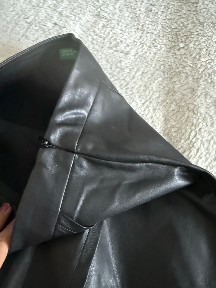 Benetton suni deri etek 6 yas - Görsel 3