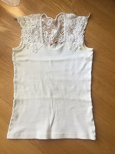 Güpür detaylı body