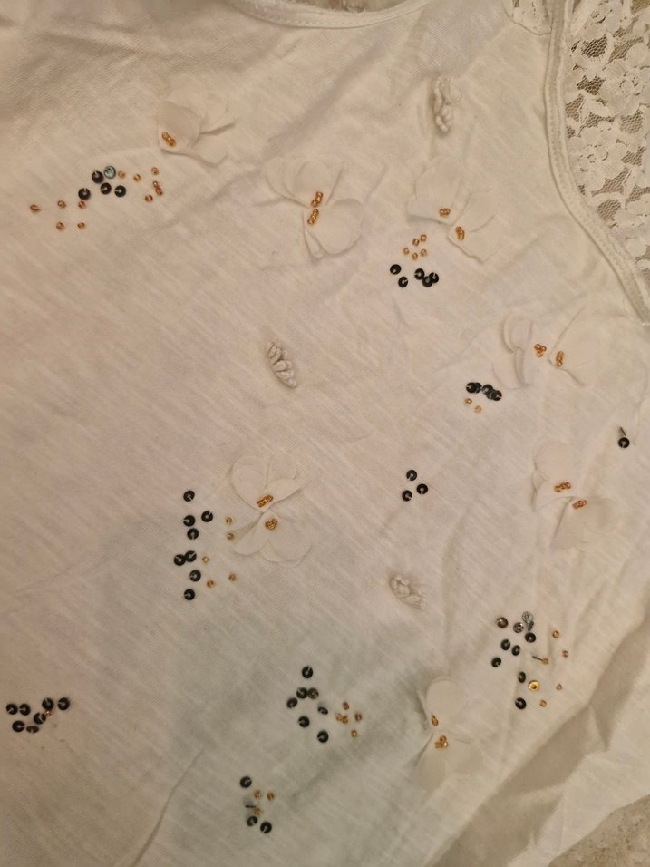 Kız Çocuk Beyaz Nakışlı Dantelli Atlet - Görsel 2