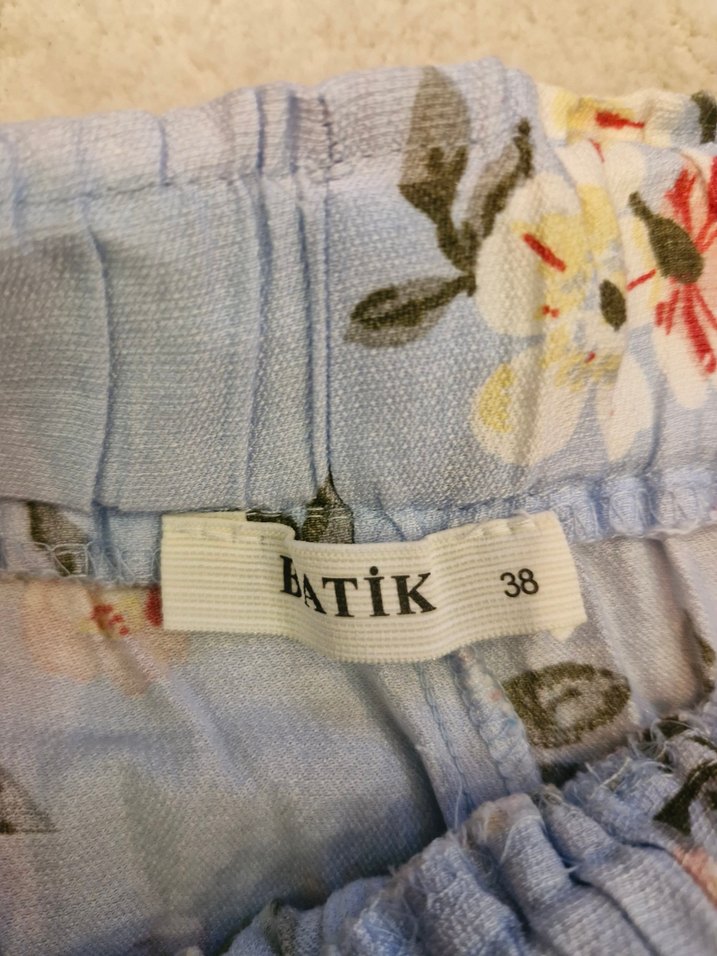 Mavi Çiçek Desenli Bohem Mini Şort - Görsel 3