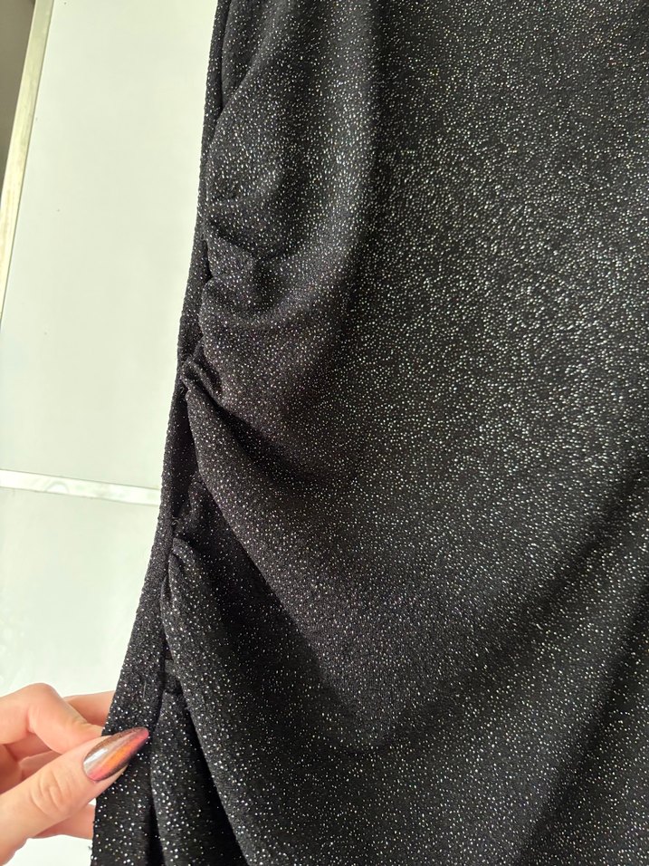 Yılan Desenli Siyah Uzun Drapeli Elbise - Görsel 4