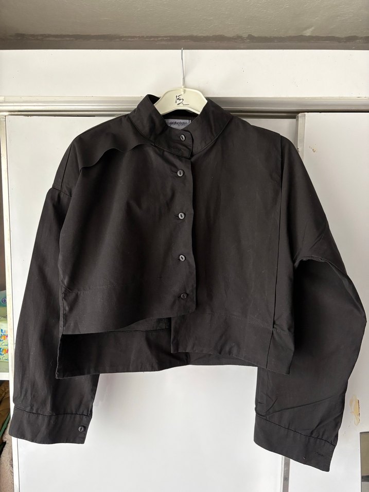 Düğmeli Siyah Keten Kadın Gömlek - Görsel 3