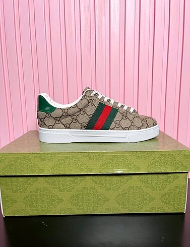 39 Beden GUCCI