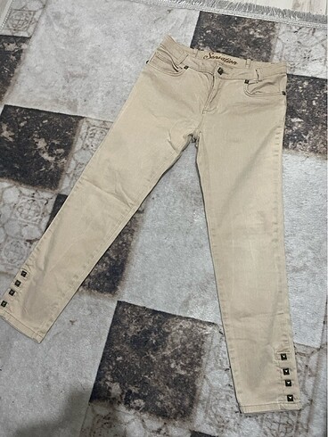 Dior taş detaylı jean