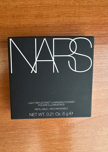 Nars NARS LIGHT REFLECTING LUMINIZING POWDER