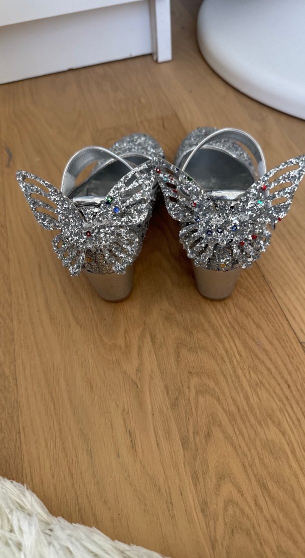 Kız Çocuk Topuklu Gri Simli Babet Ayakkabı - Görsel 3