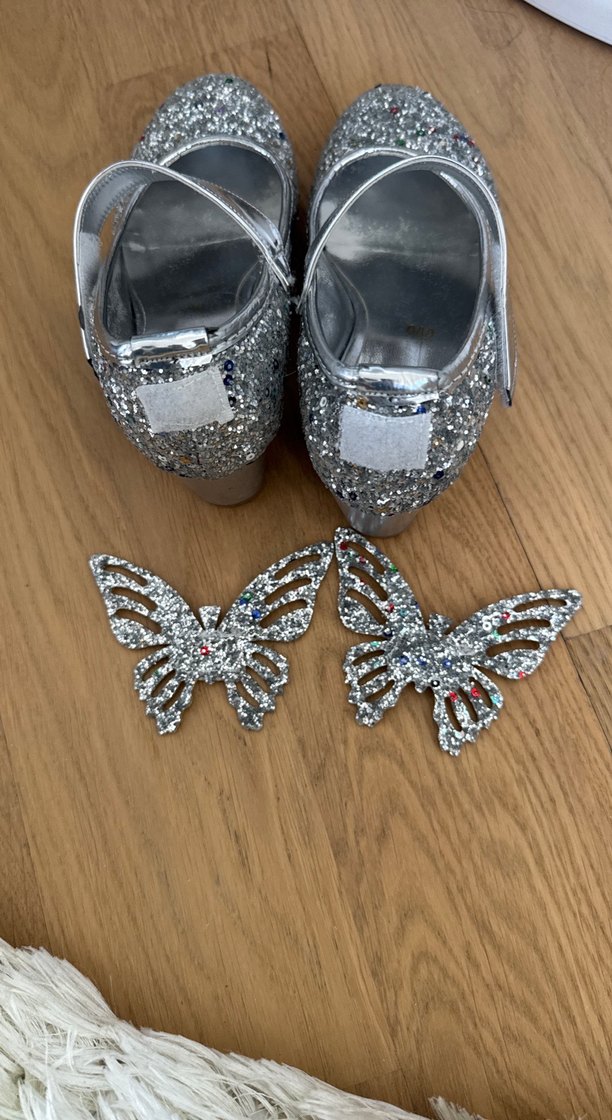 Kız Çocuk Topuklu Gri Simli Babet Ayakkabı - Görsel 4