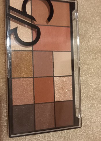 Golden Rose Warm Nude Yüz Paleti