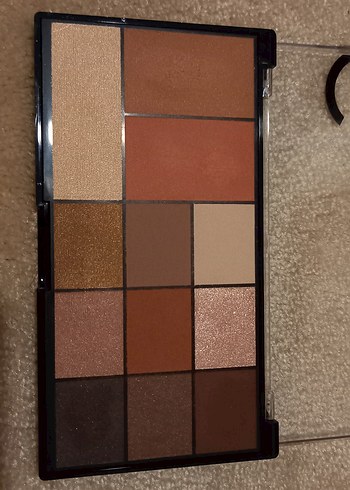 Beden Golden Rose Warm Nude Yüz Paleti
