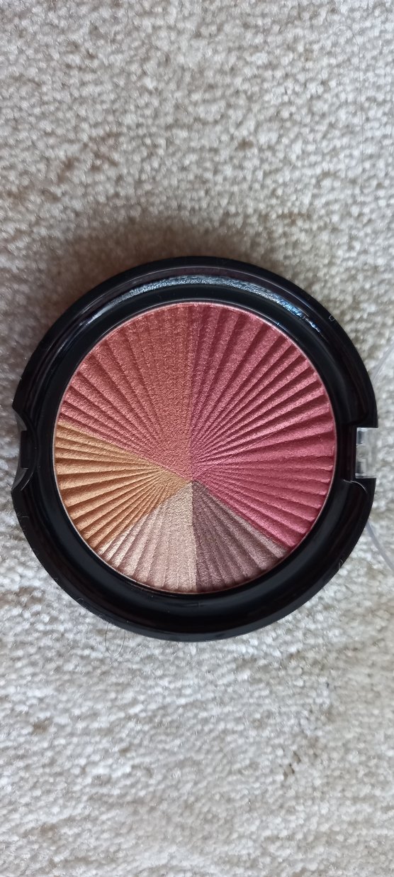 Wet n Wild Fire Göz Farı Paleti - Görsel 3