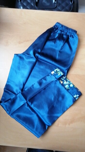 m Beden lacivert Renk Saten pijama takımı