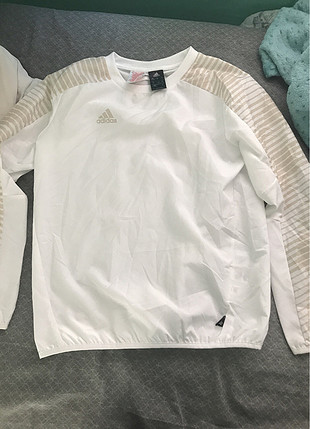 Adidas rüzgarlık 